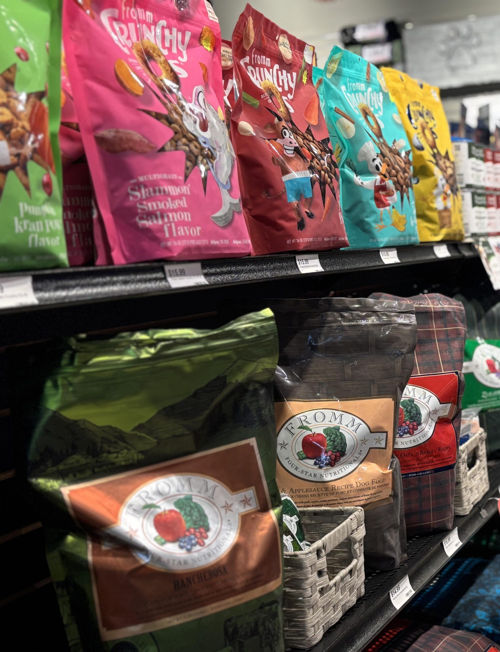 Retail pet treats